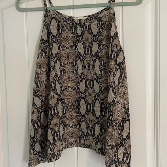 Boutique Snakeskin top!! Size small! - Picture 1 of 2